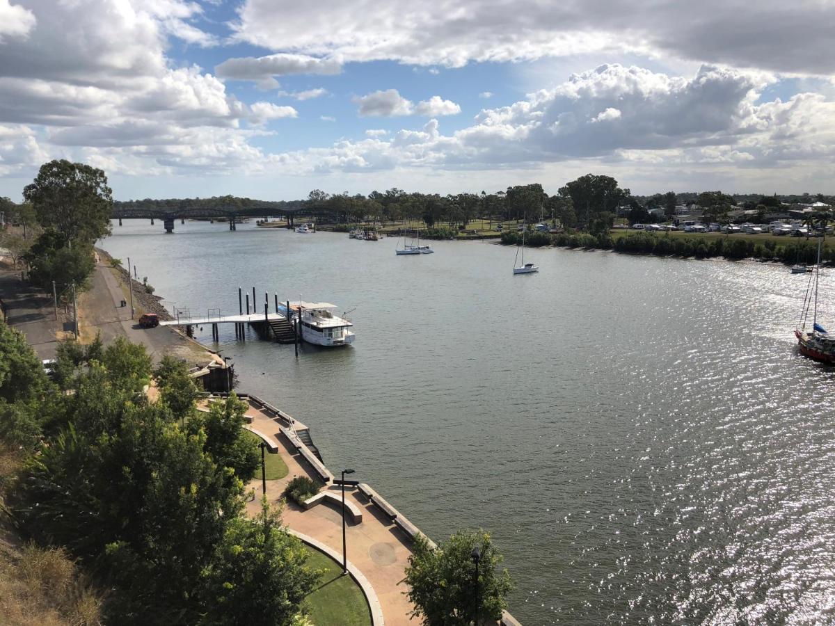 Burnett Riverside Hotel Bundaberg Exterior foto